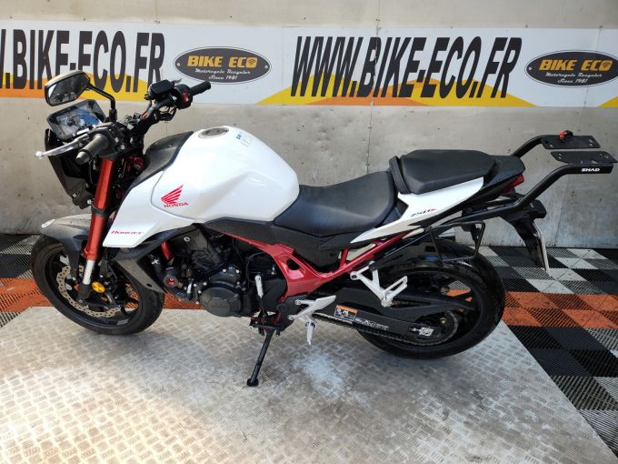 HONDA CB 750 HORNET 4