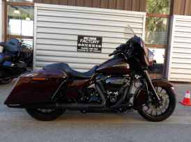 HARLEY-DAVIDSON TOURING STREET GLIDE 1745 - 2017