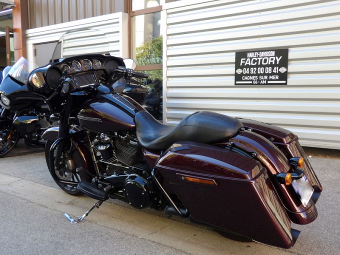 HARLEY-DAVIDSON TOURING STREET GLIDE 1745 4