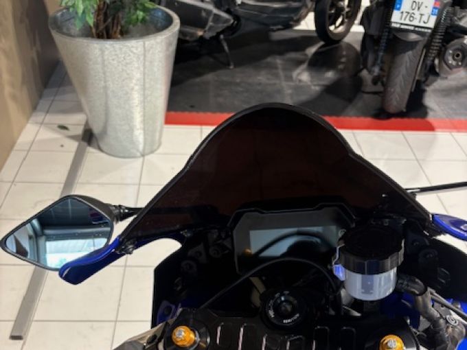 YAMAHA R7 4