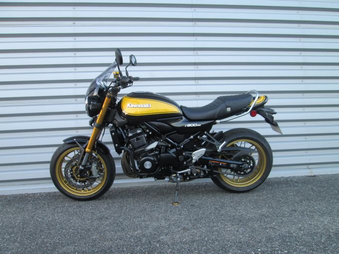 KAWASAKI Z900 SE 4