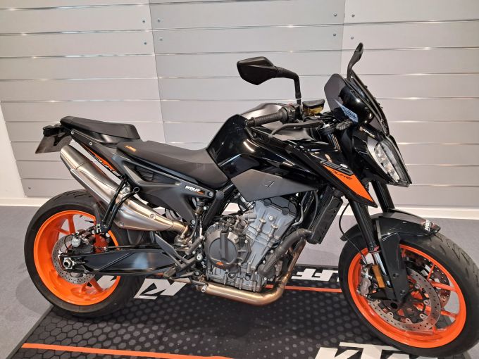 KTM 790 DUKE 4