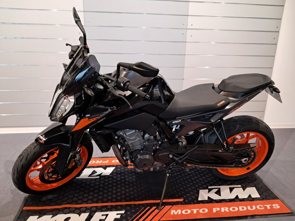 KTM 790 DUKE 4