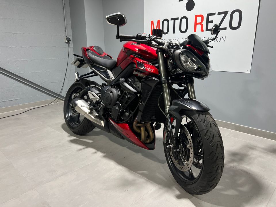 TRIUMPH STREET TRIPLE 765 RS 4