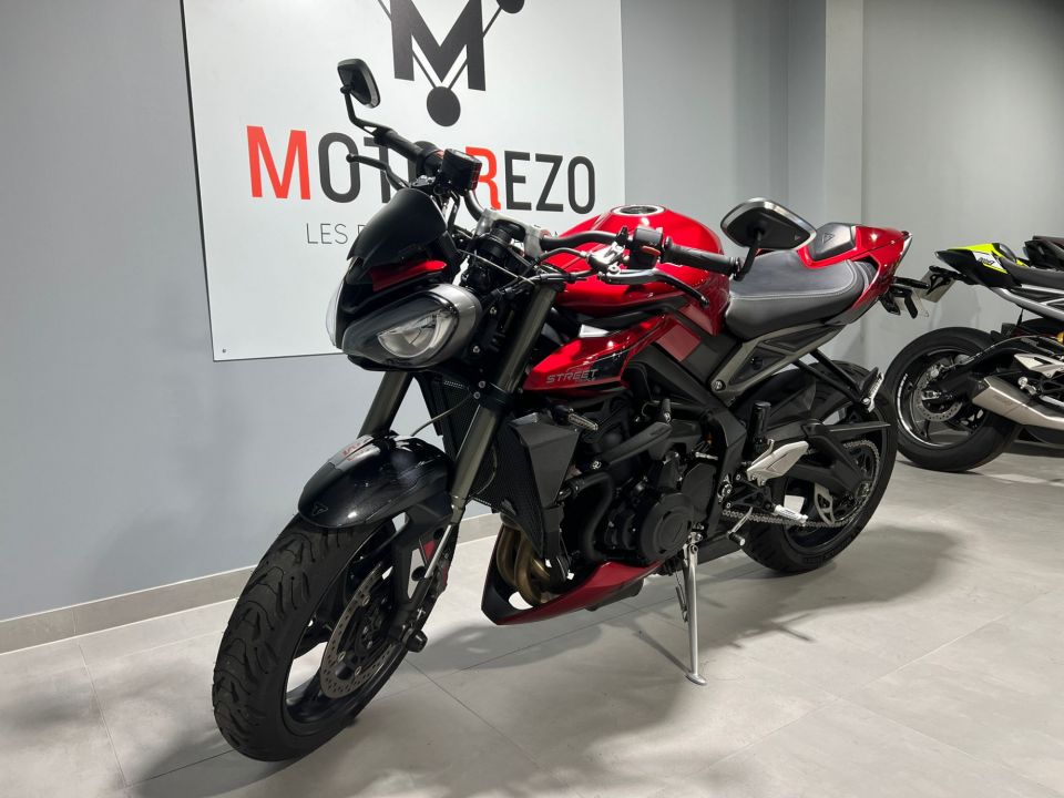 TRIUMPH STREET TRIPLE 765 RS 4