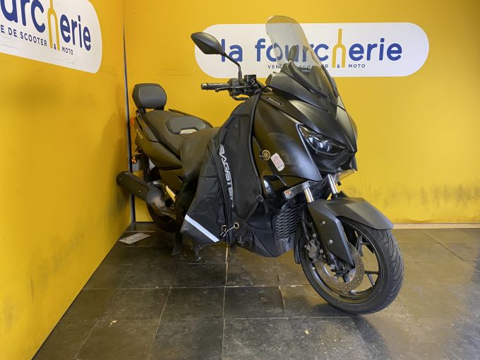 YAMAHA X-MAX 125 IRON MAX 4