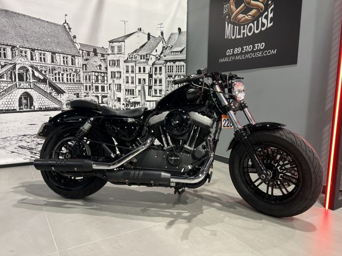 HARLEY-DAVIDSON SPORTSTER FORTY-EIGHT 1200 4