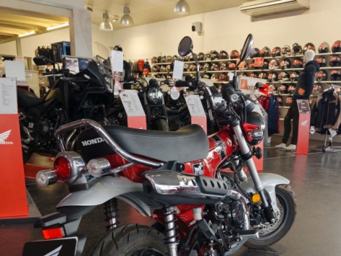 HONDA DAX 125 4