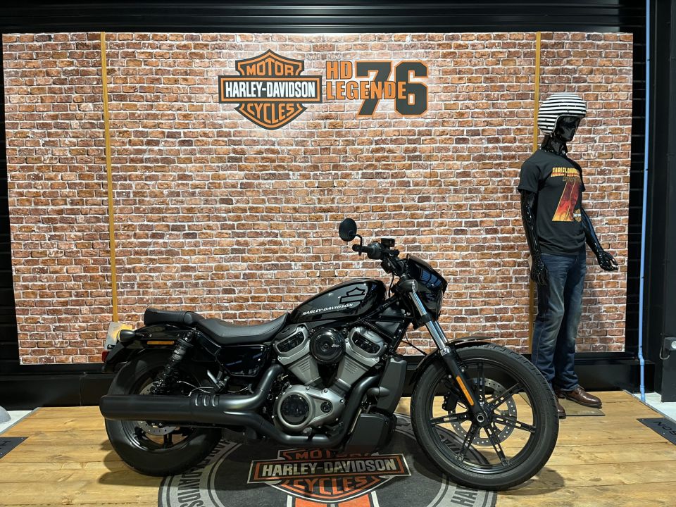 HARLEY-DAVIDSON SPORTSTER NIGHTSTER 975 4