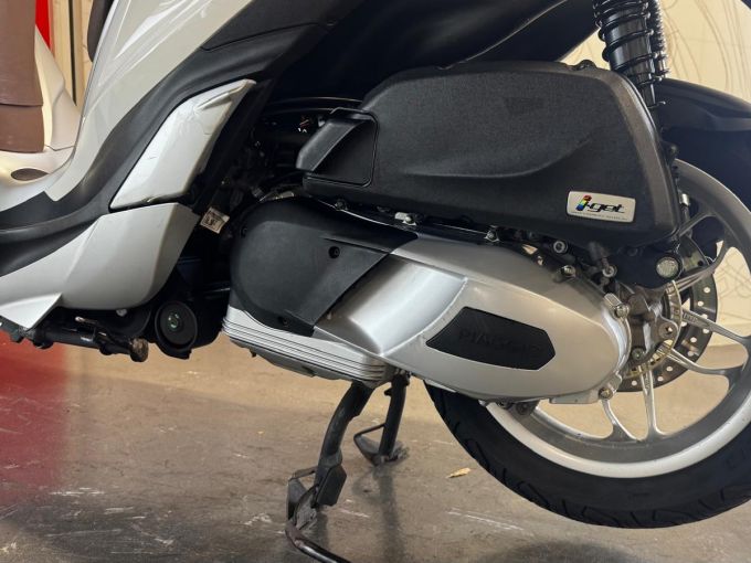 PIAGGIO MEDLEY 125 4