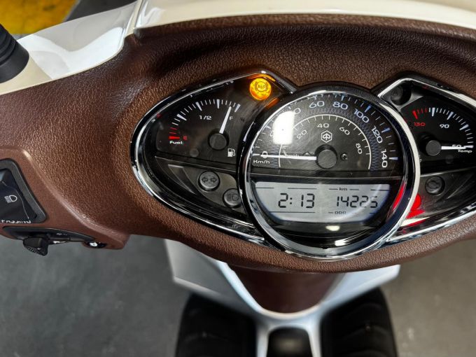 PIAGGIO MEDLEY 125 4