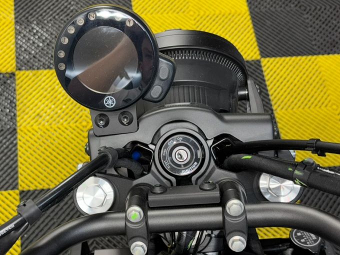 YAMAHA XSR 700 4