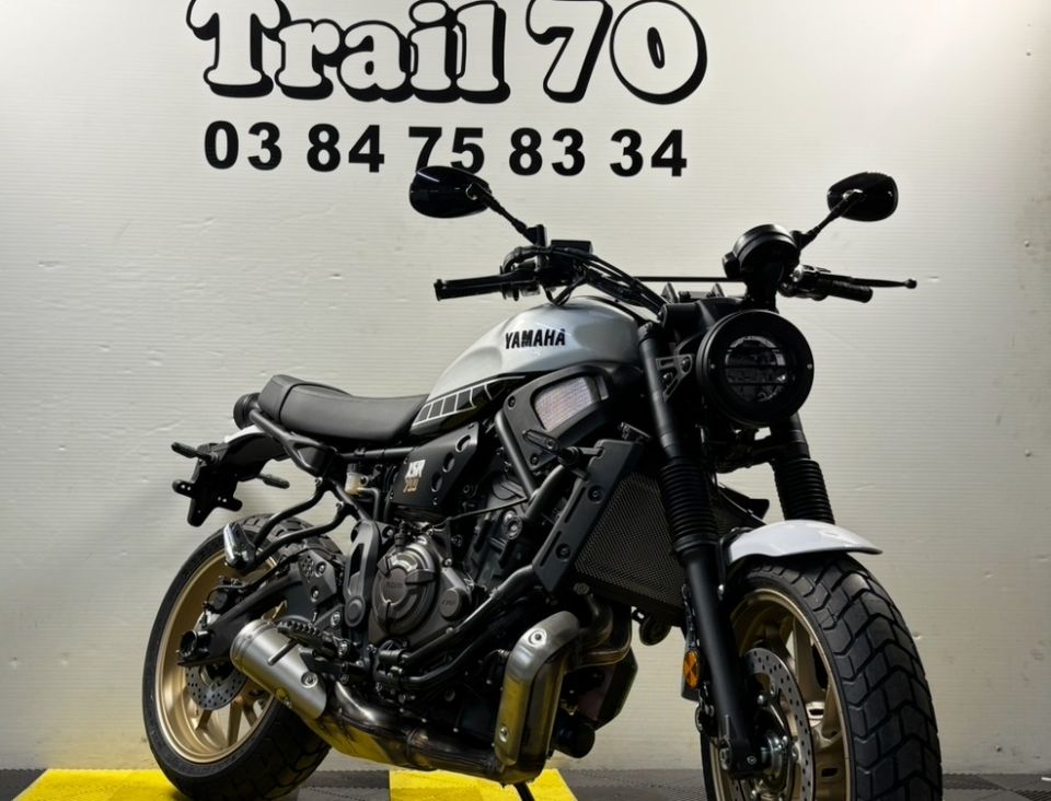 YAMAHA XSR 700 4