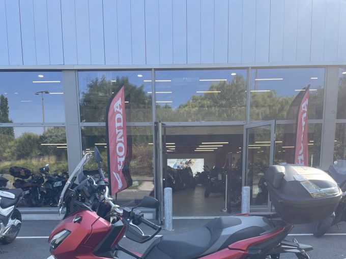 HONDA ADV 350 4
