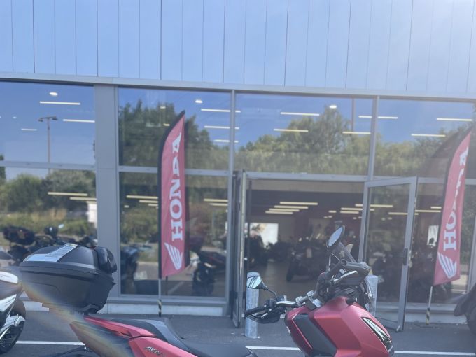 HONDA ADV 350 4