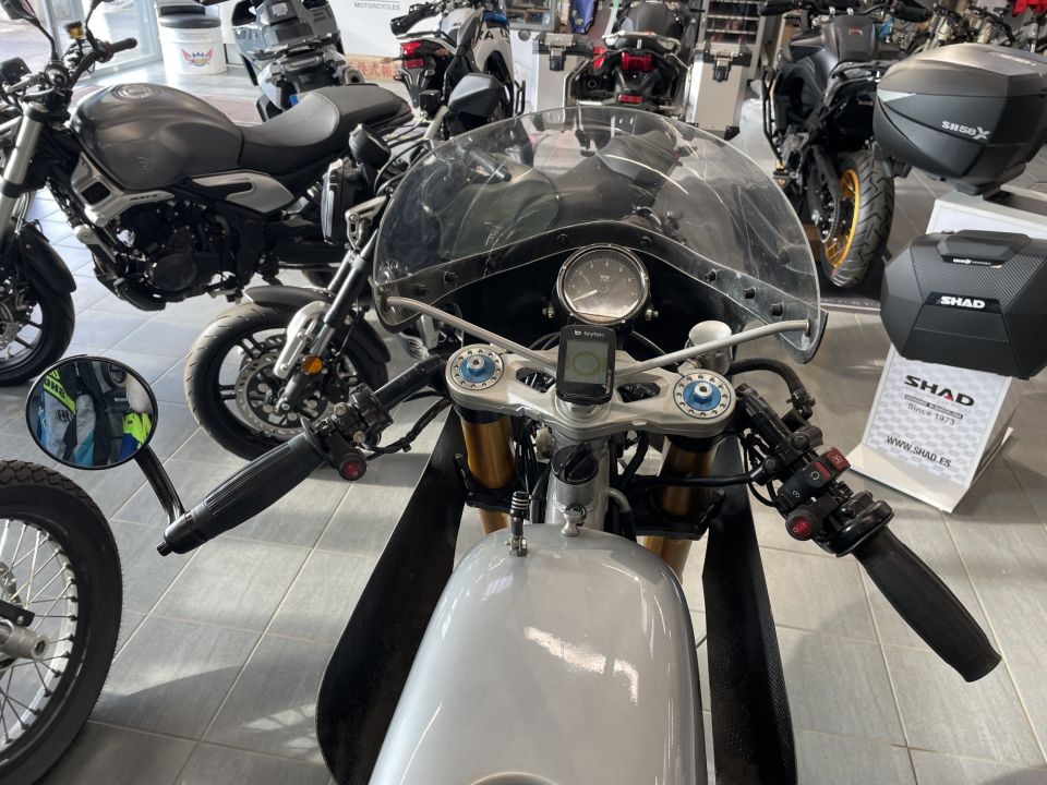 HONDA HONDA RD02 650 CAFE RACER 4