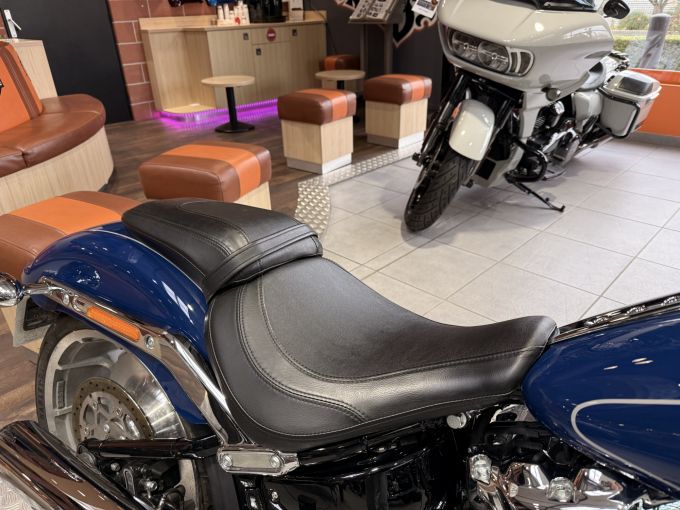 HARLEY-DAVIDSON SOFTAIL FAT BOB 1868 4