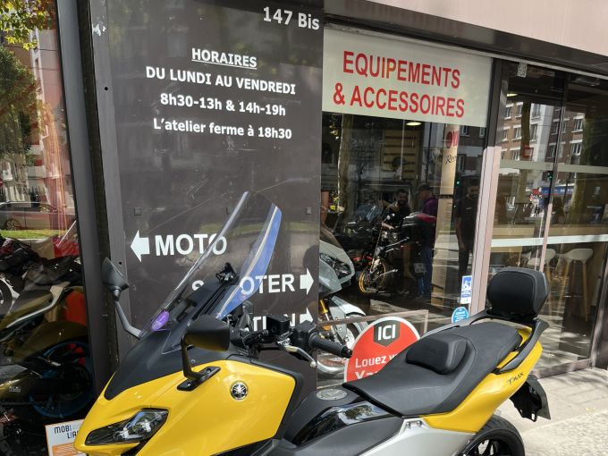 YAMAHA XP T-MAX 560 4