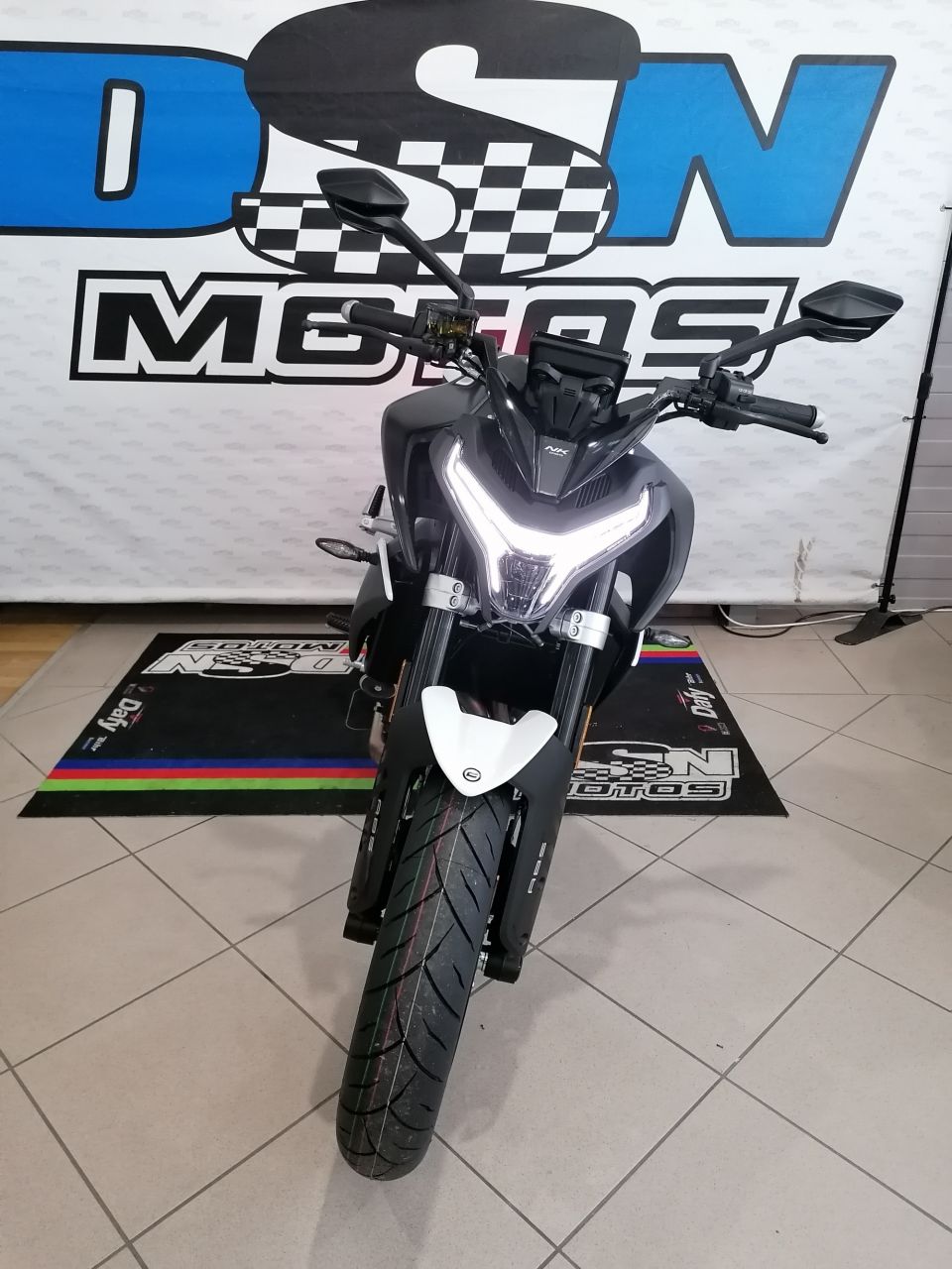 CF MOTO 800 nk advanced 4