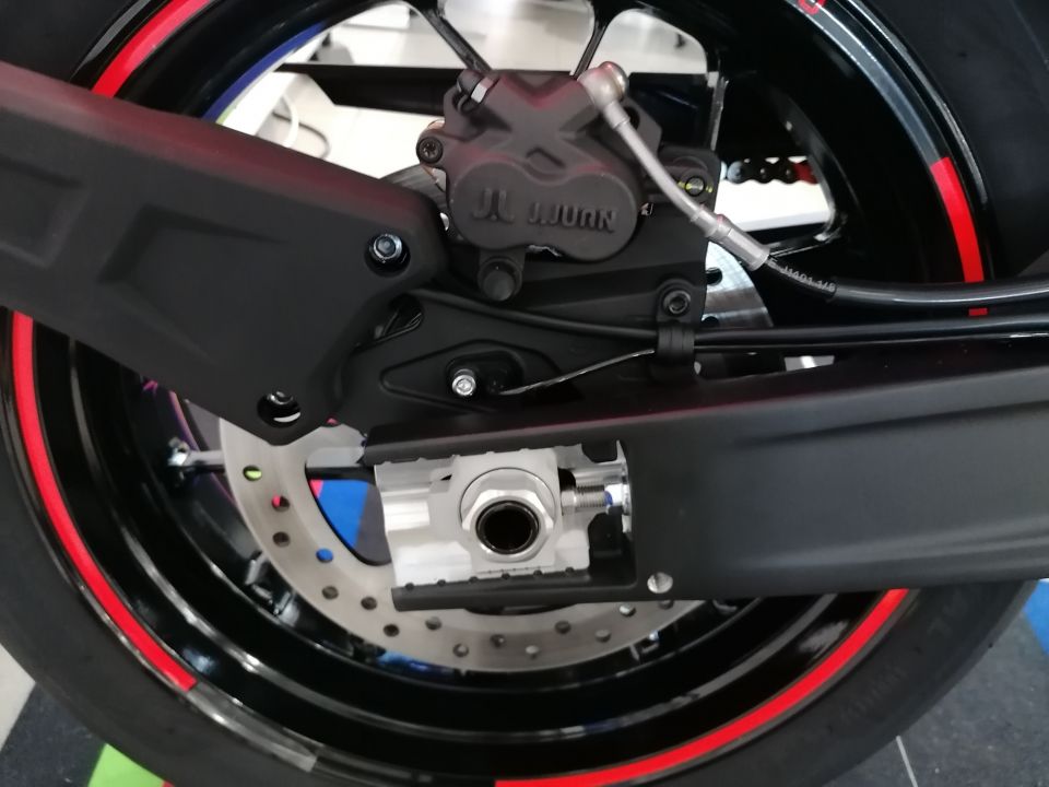 CF MOTO 800 nk advanced 4