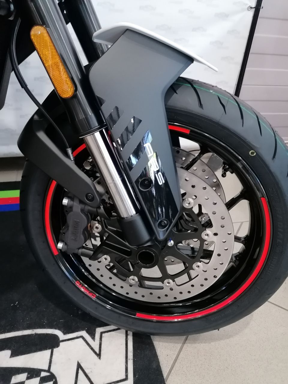 CF MOTO 800 nk advanced 4