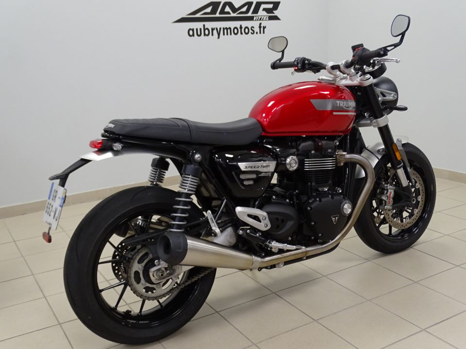 TRIUMPH SPEED TWIN 1200 4