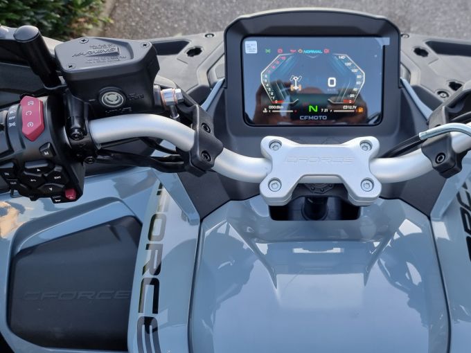 CF MOTO CFORCE 850 4