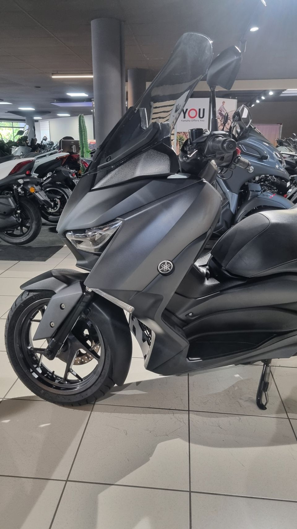 YAMAHA XMAX 300 4