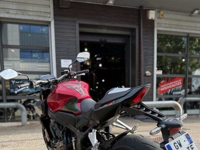 HONDA CBR 650  R 4