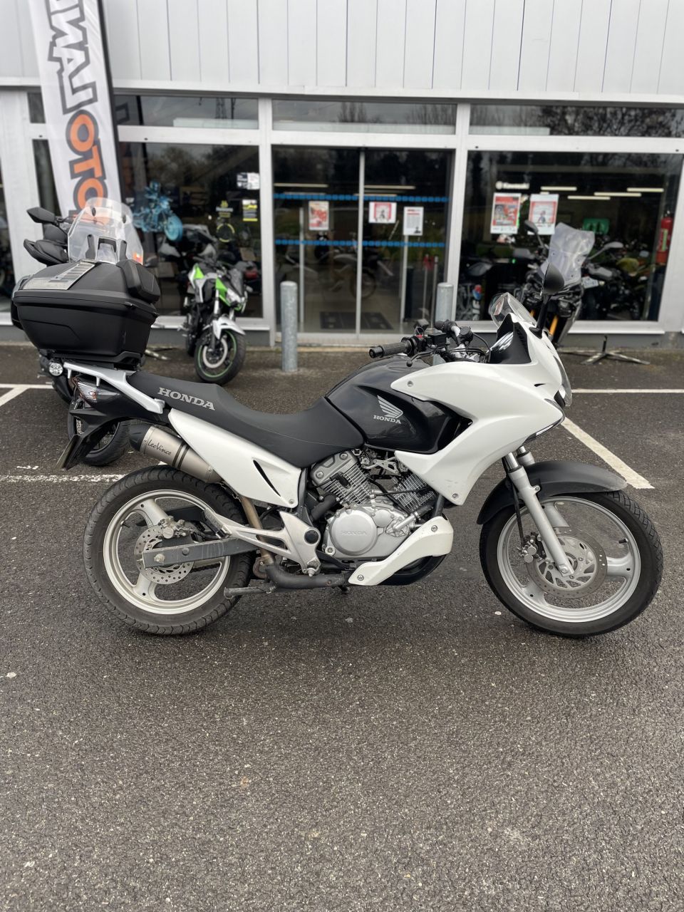 HONDA VARADERO 125 4