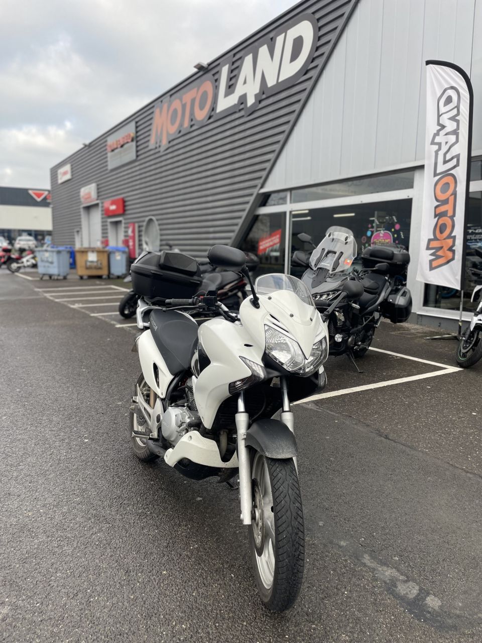 HONDA VARADERO 125 4