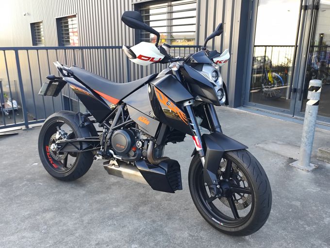 KTM 690 DUKE 4