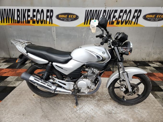 YAMAHA YBR 125 4