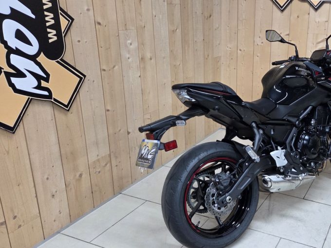 KAWASAKI Z 650 (47.5CV) 4
