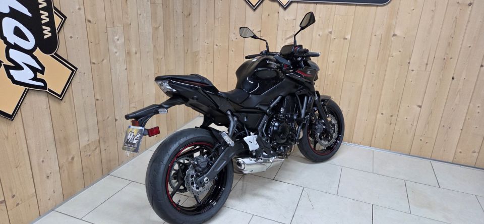 KAWASAKI Z 650 (47.5CV) 4