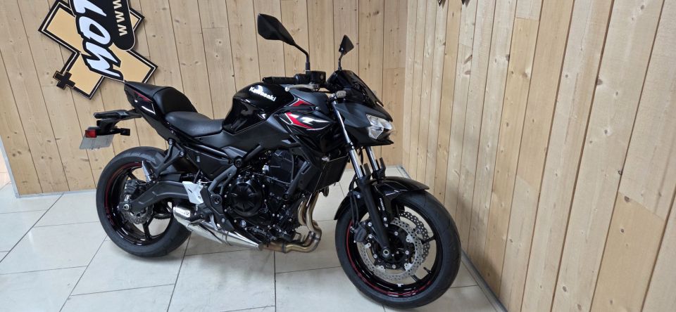 KAWASAKI Z 650 (47.5CV) 4