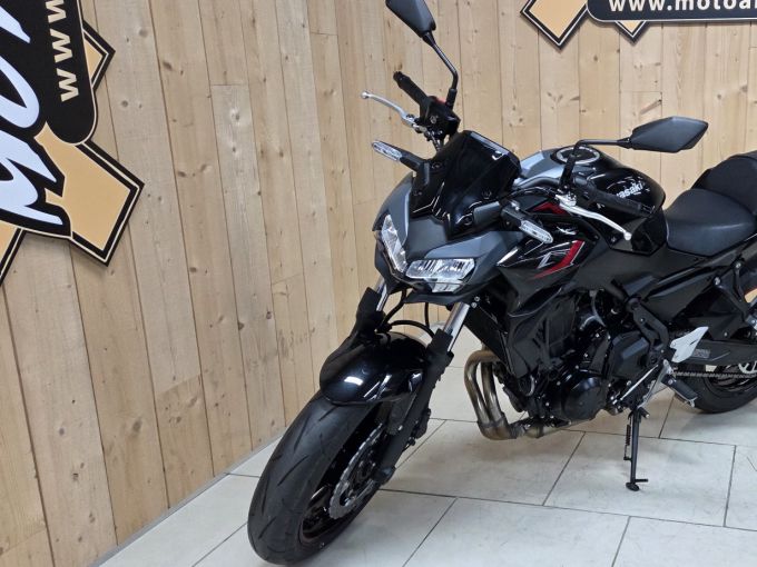 KAWASAKI Z 650 (47.5CV) 4