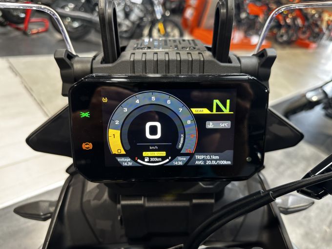CF MOTO 450 MT 4