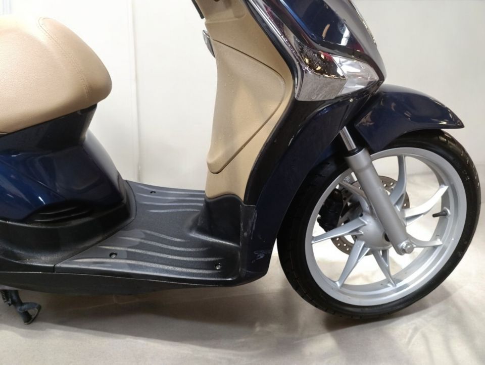 PIAGGIO LIBERTY 125 4