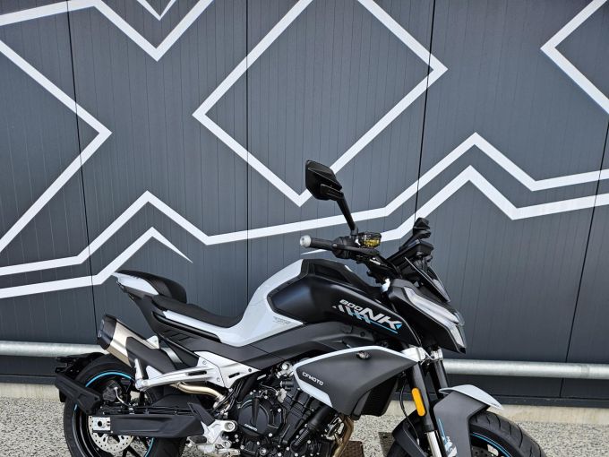 CF MOTO 800NK Advanced 4