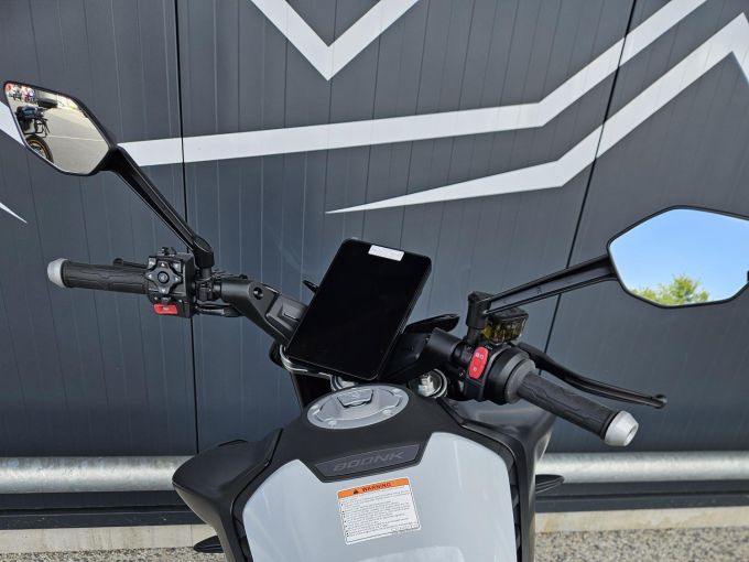 CF MOTO 800NK Advanced 4
