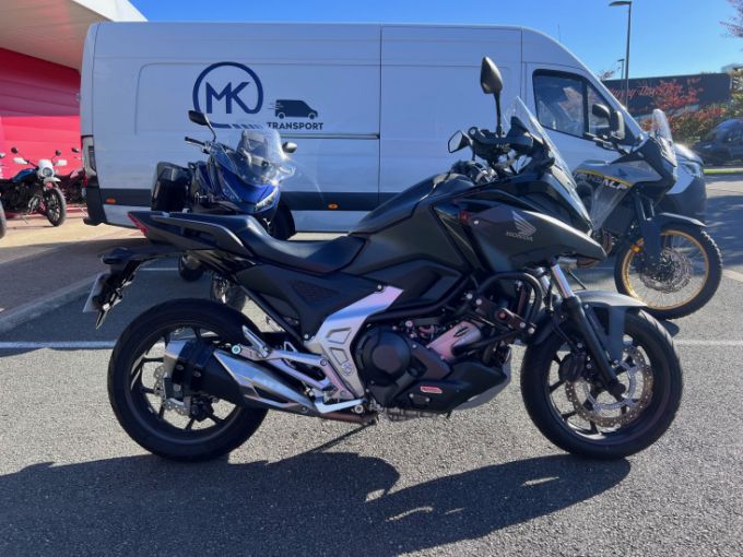 HONDA NC750X 4