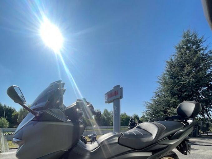 YAMAHA XP T-MAX 560 4