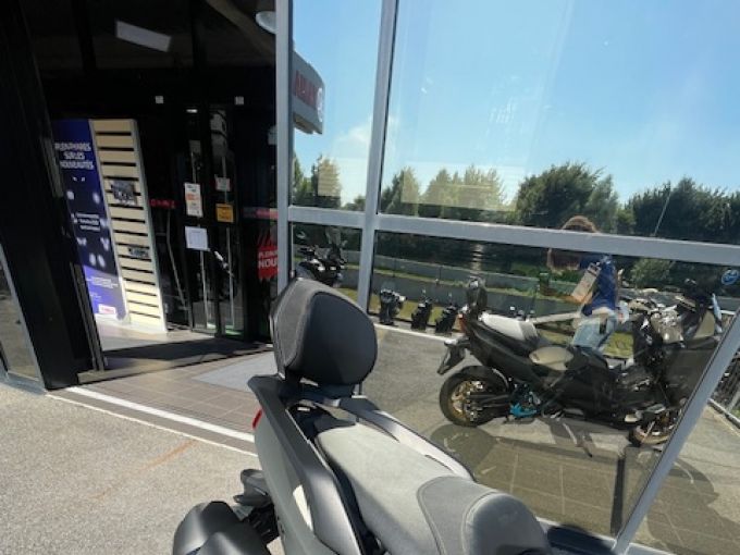 YAMAHA XP T-MAX 560 4