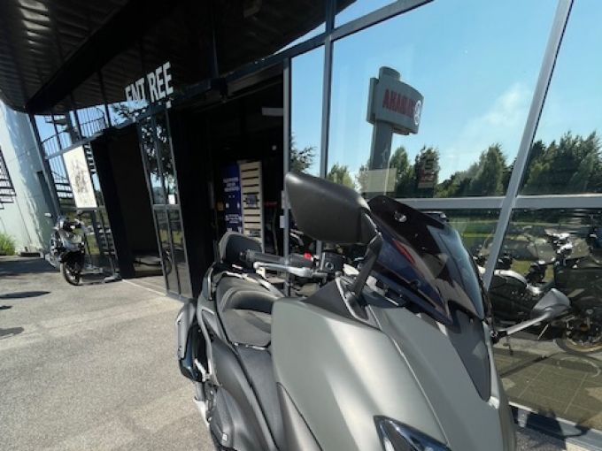 YAMAHA XP T-MAX 560 4