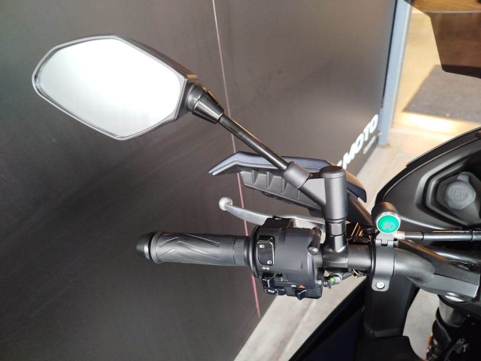 YAMAHA TRACER 7 GT 4