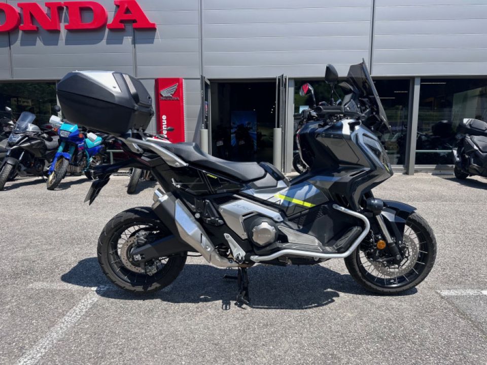 HONDA X-ADV 750 4
