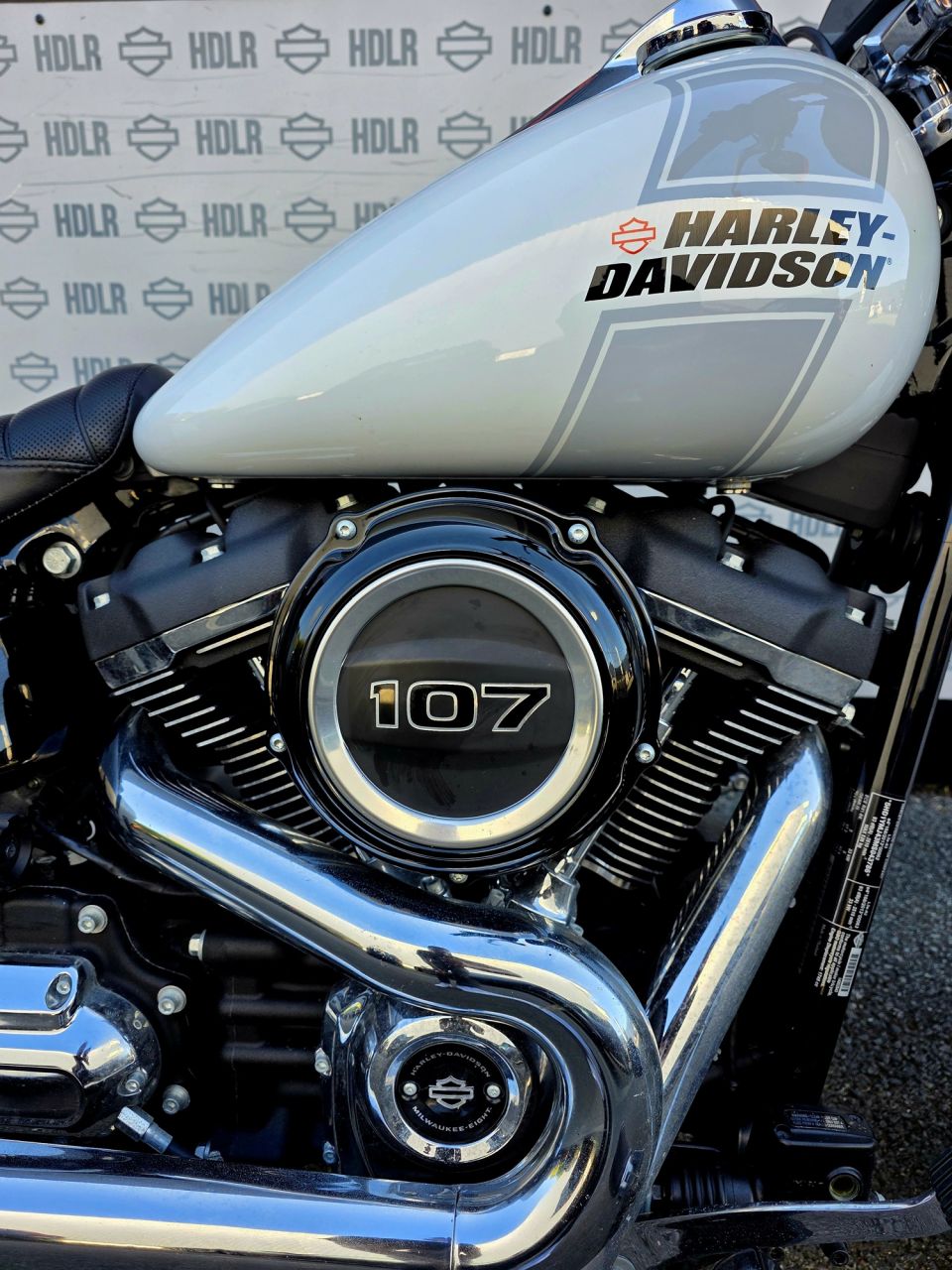 HARLEY-DAVIDSON SOFTAIL SPORT GLIDE 1745 4