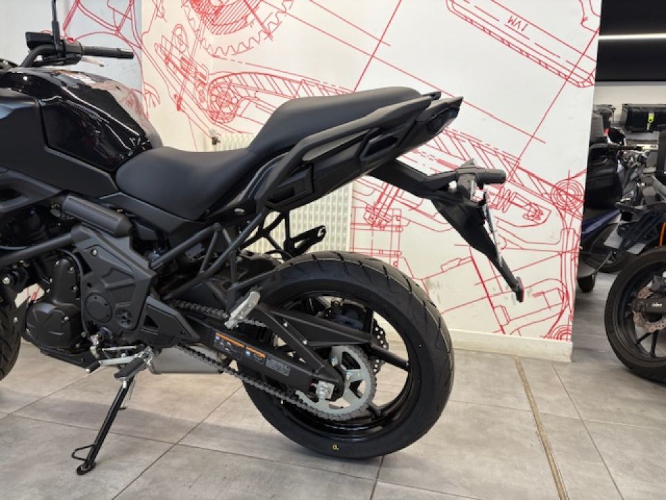 KAWASAKI VERSYS 650 4