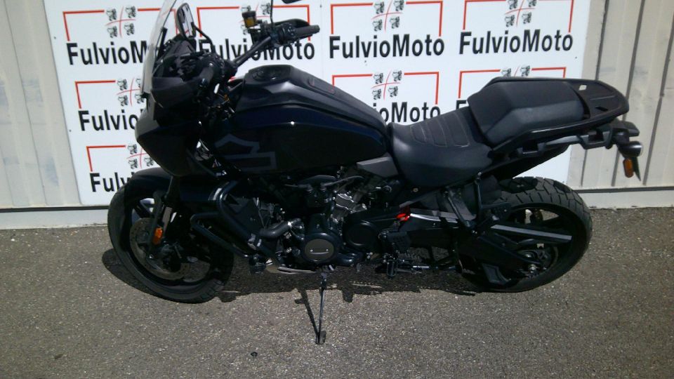 HARLEY-DAVIDSON ADVENTURE PAN AMERICA 1250 4